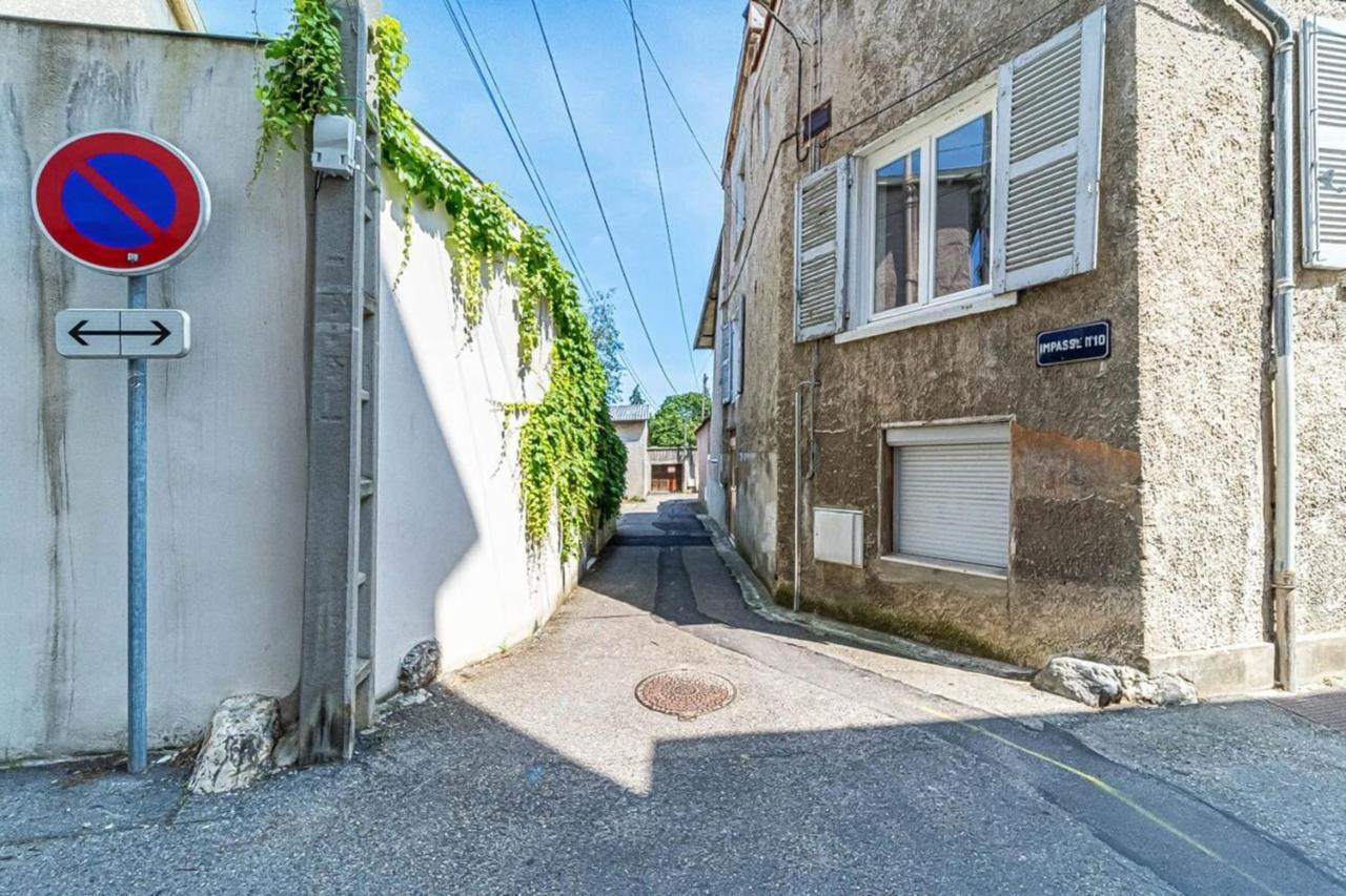 Cozy Studio Near Lyon Sainte-Foy-lès-Lyon Eksteriør billede